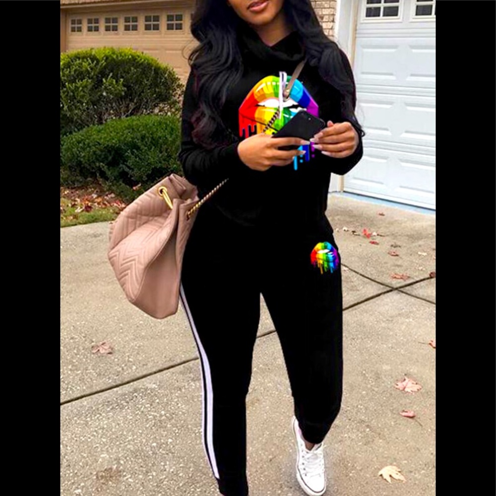 Rolling Stones Mouth Long Sleeve Pullover Hooded Collar 👄 & Pants/jogger outfit